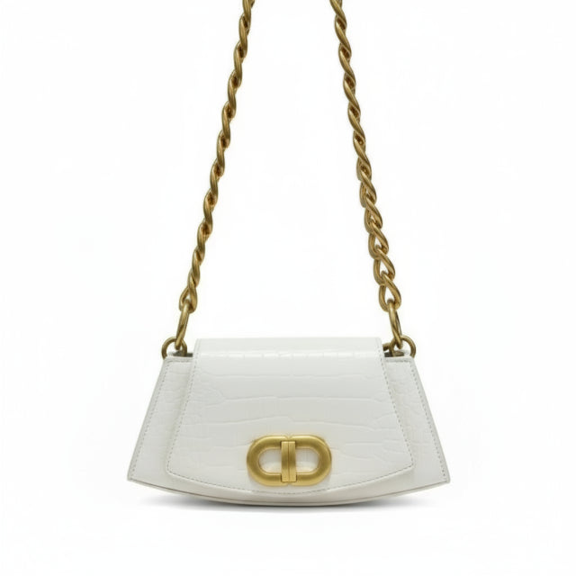 Chic Élan Underarm Bag