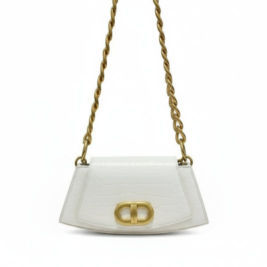 Chic Élan Underarm Bag